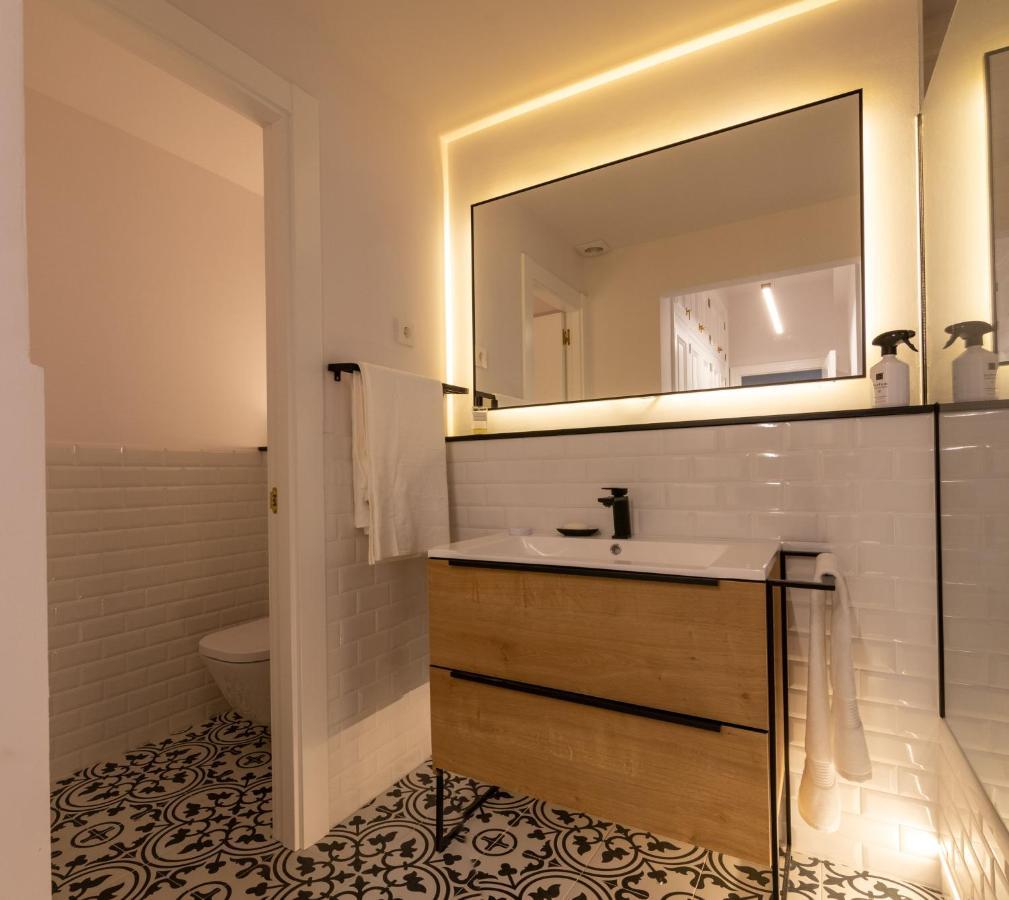 Bilbao Henao Park De Bilbao Suites, En Pleno Centro Con Garaje Directo Exteriör bild