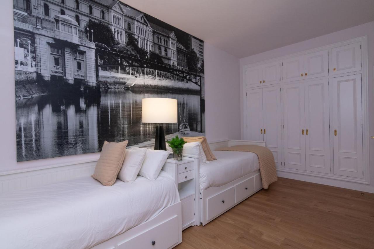 Bilbao Henao Park De Bilbao Suites, En Pleno Centro Con Garaje Directo Exteriör bild